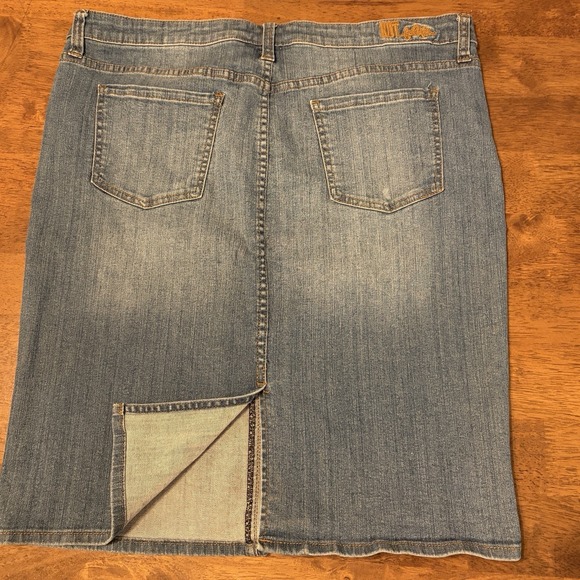 KUT FROM THE KLOTH Womens Size 12 Medium Wash Stretch Denim Knee Length Skirt - Picture 3 of 8
